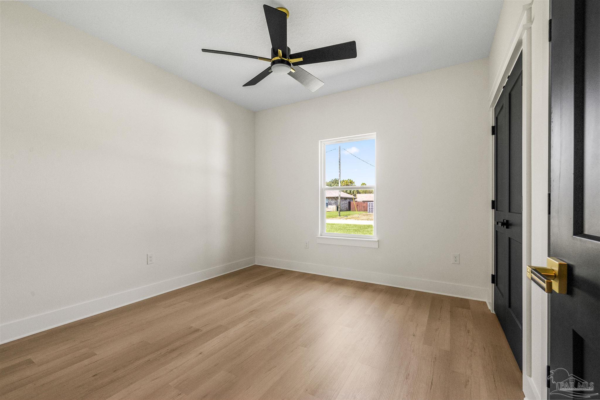 4865 Whitewood Road Gulf Breeze, FL 32563 - Photo 24 of 33 Gallery Image 24