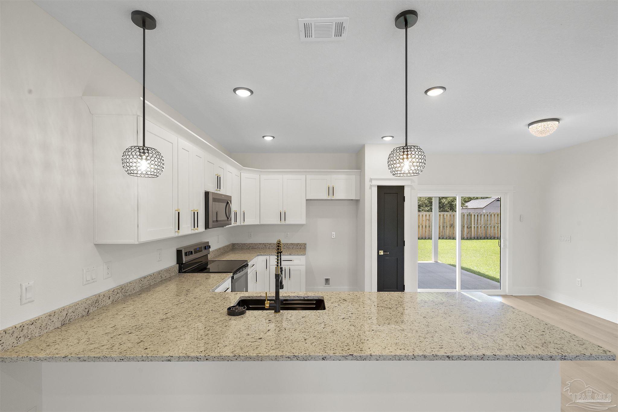 4865 Whitewood Road Gulf Breeze, FL 32563 - Photo 10 of 33 Gallery Image 10