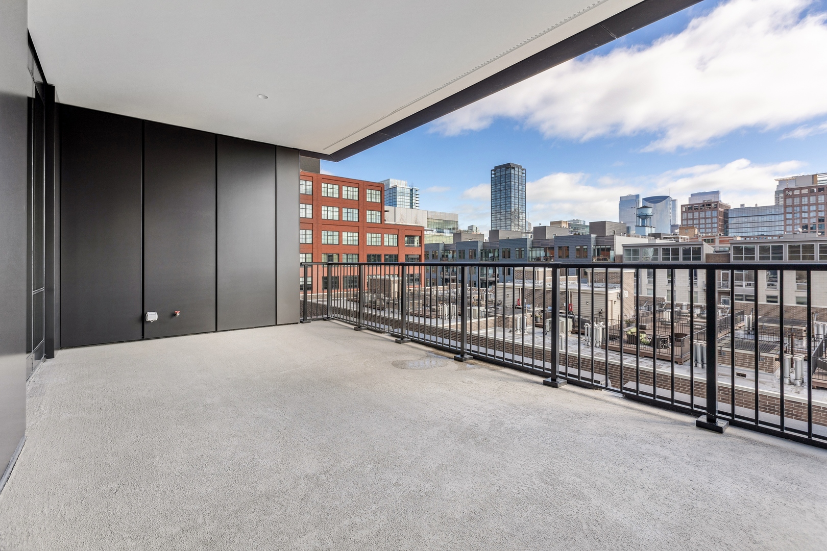 21 North May Street, Unit 601 Chicago, IL 60607 - Photo 37 of 64 Gallery Image 37