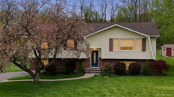 $550,000 | 94 Booth Road, Chester, NY 10918