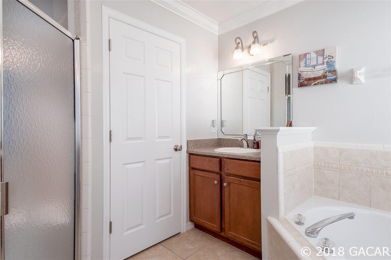 7837 Southwest 84th Way Gainesville, FL 32608 - Photo 13 of 19