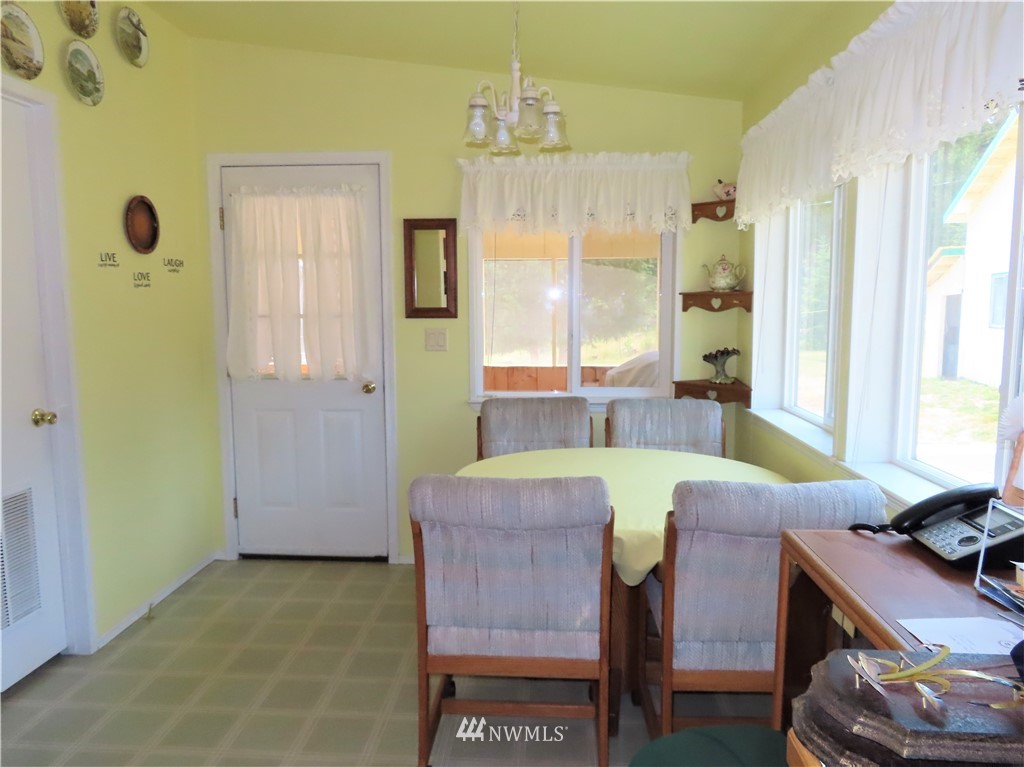 731 Trout Creek Road Republic, WA 99166 - Photo 6 of 32 Gallery Image 6