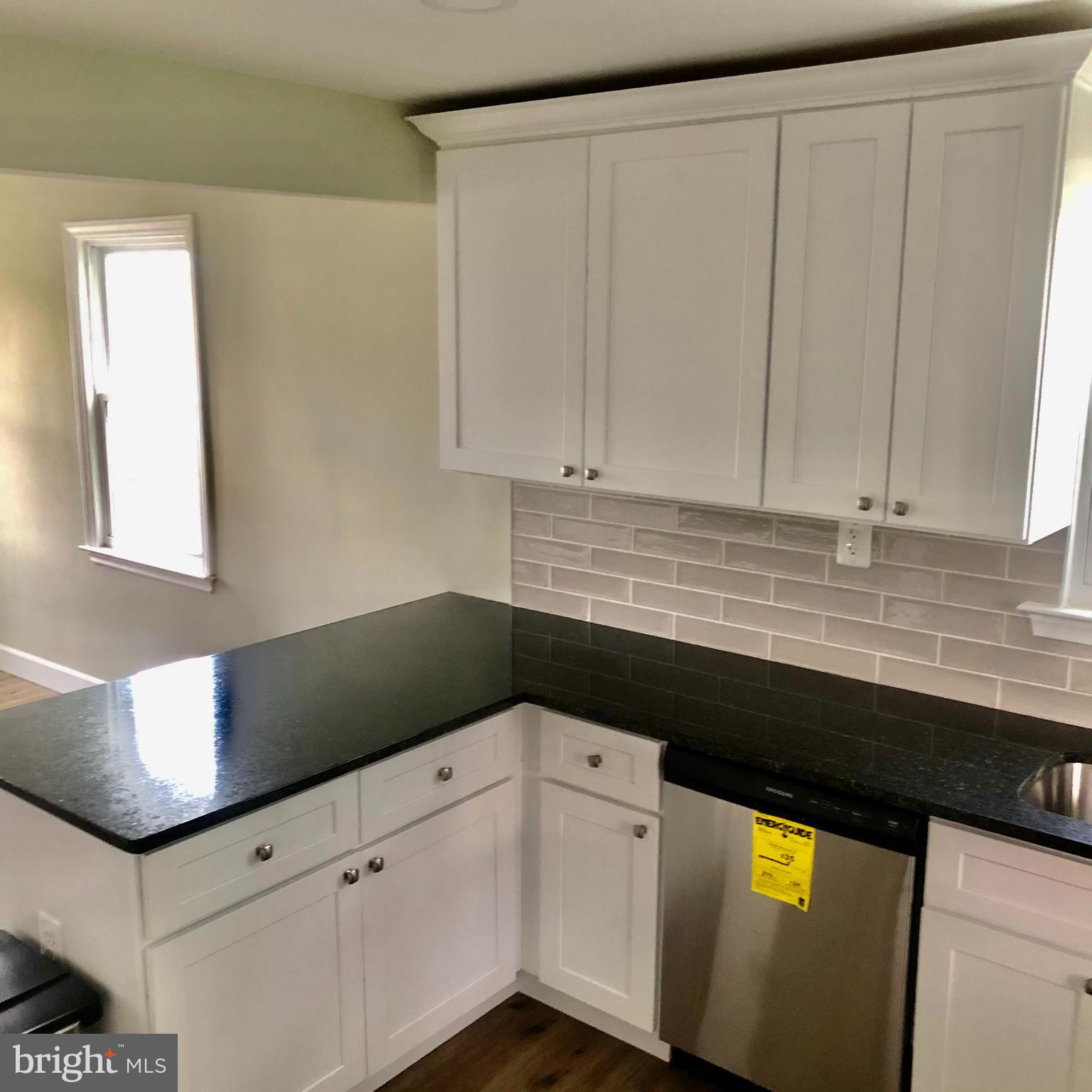 1237 Landover Road Baltimore, MD 21237 - Photo 9 of 25