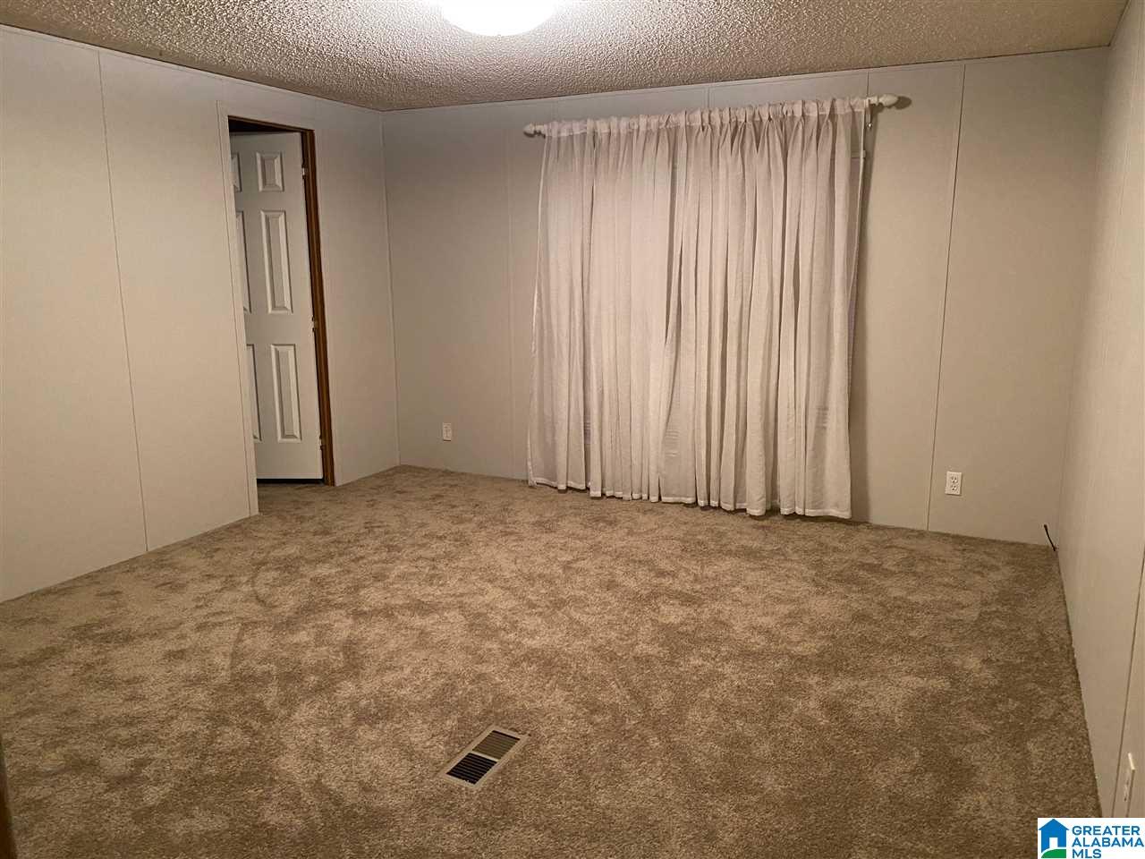 2704 Moore Road Adamsville, AL 35005 - Photo 10 of 25 Gallery Image 10