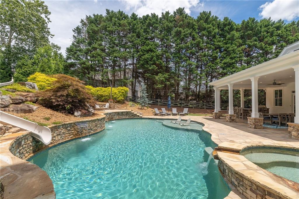 10685 Parsons Road Johns Creek, GA 30097 - Photo 4 of 67