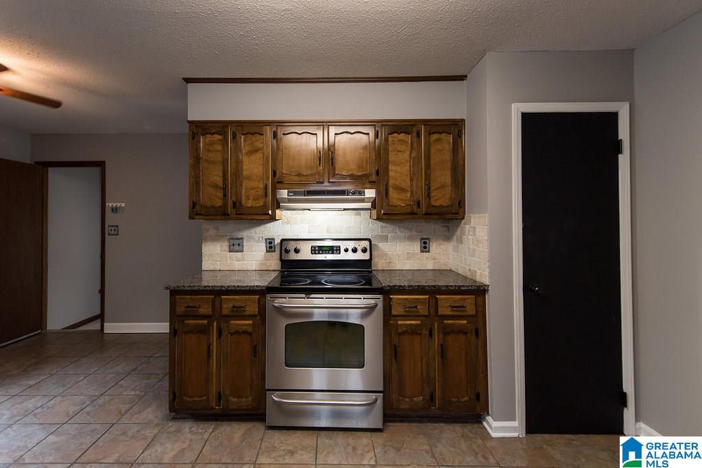 254 Tradewinds Circle Alabaster, AL 35007 - Photo 10 of 38