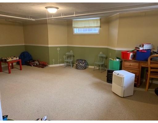 15 Hinckley Road Newton, MA 02468 - Photo 16 of 17 Gallery Image 16