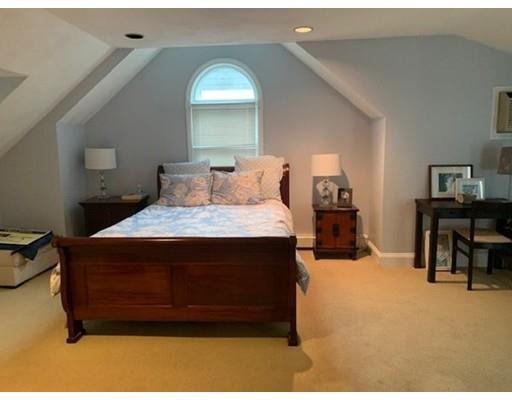 15 Hinckley Road Newton, MA 02468 - Photo 9 of 17 Gallery Image 9
