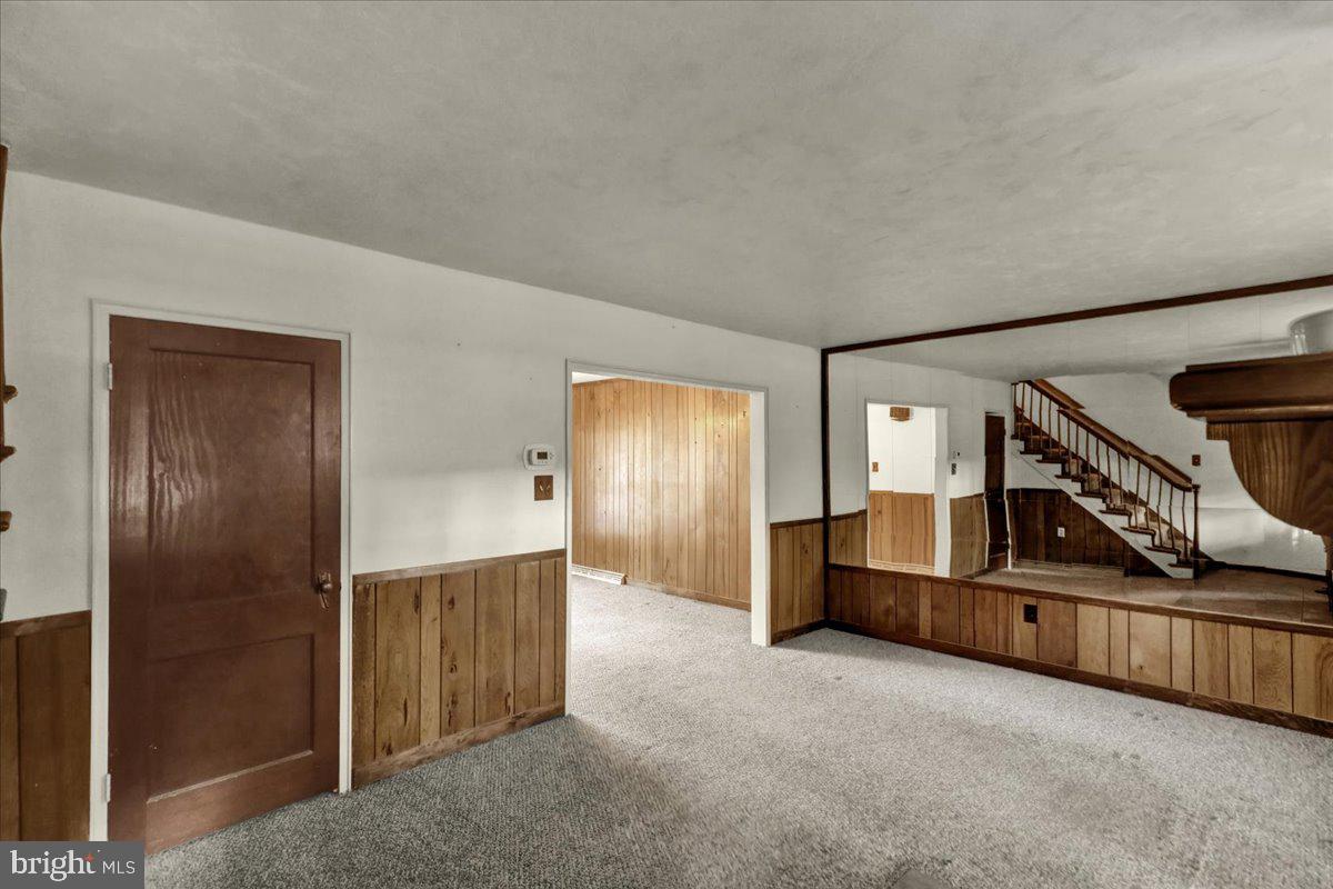 203 Sycamore Road Reading, PA 19611 - Photo 6 of 27