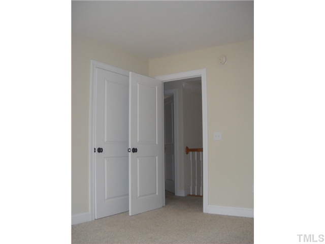 320 Beavertail Road Henderson, NC 27537 - Photo 9 of 10 Gallery Image 9