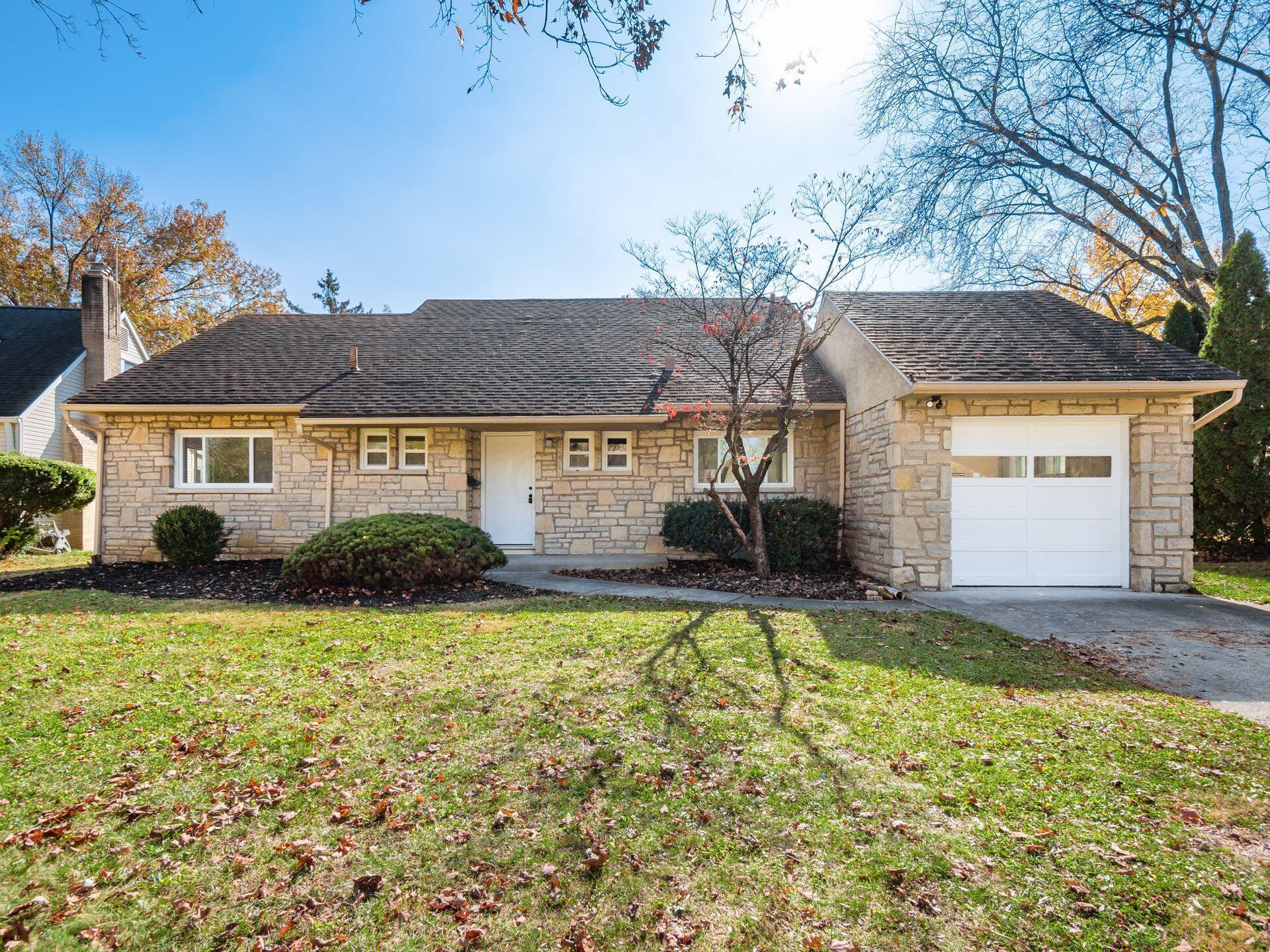 2657 Tudor Road Columbus, OH 43209 - Photo 2 of 41 001_cf652a9e_A 2657 Tudor 104