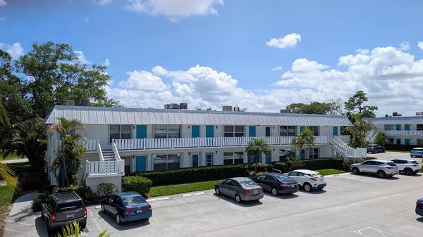$1,600 | 2929 Southeast Ocean Boulevard, Unit 1112, Stuart, FL 34996