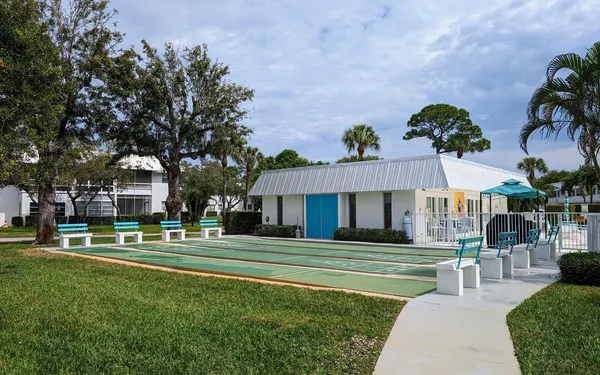 $1,600 | 2929 Southeast Ocean Boulevard, Unit 1112, Stuart, FL 34996