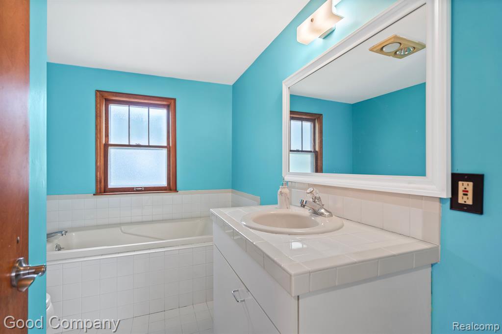 3416 Cone Avenue Rochester Hills, MI 48309 - Photo 24 of 37