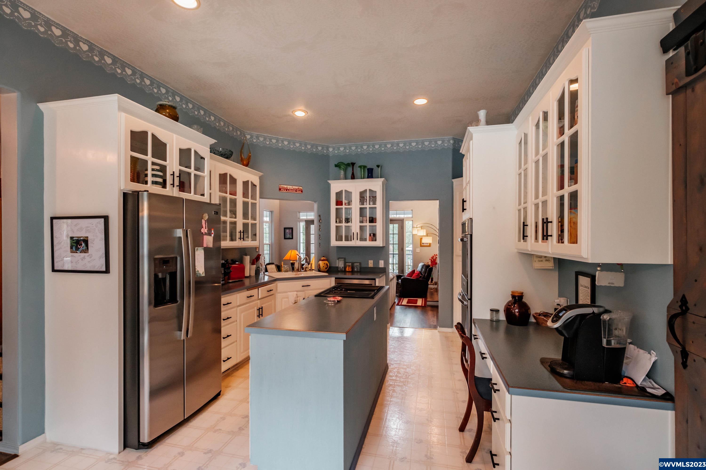 30906 Pineway Road Lebanon, OR 97355 - Photo 10 of 40 Gallery Image 10