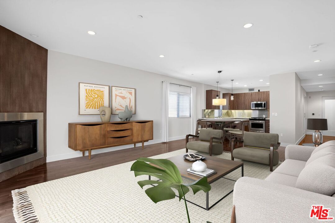 Living Room — 11023 Fruitland Dr Unit 401