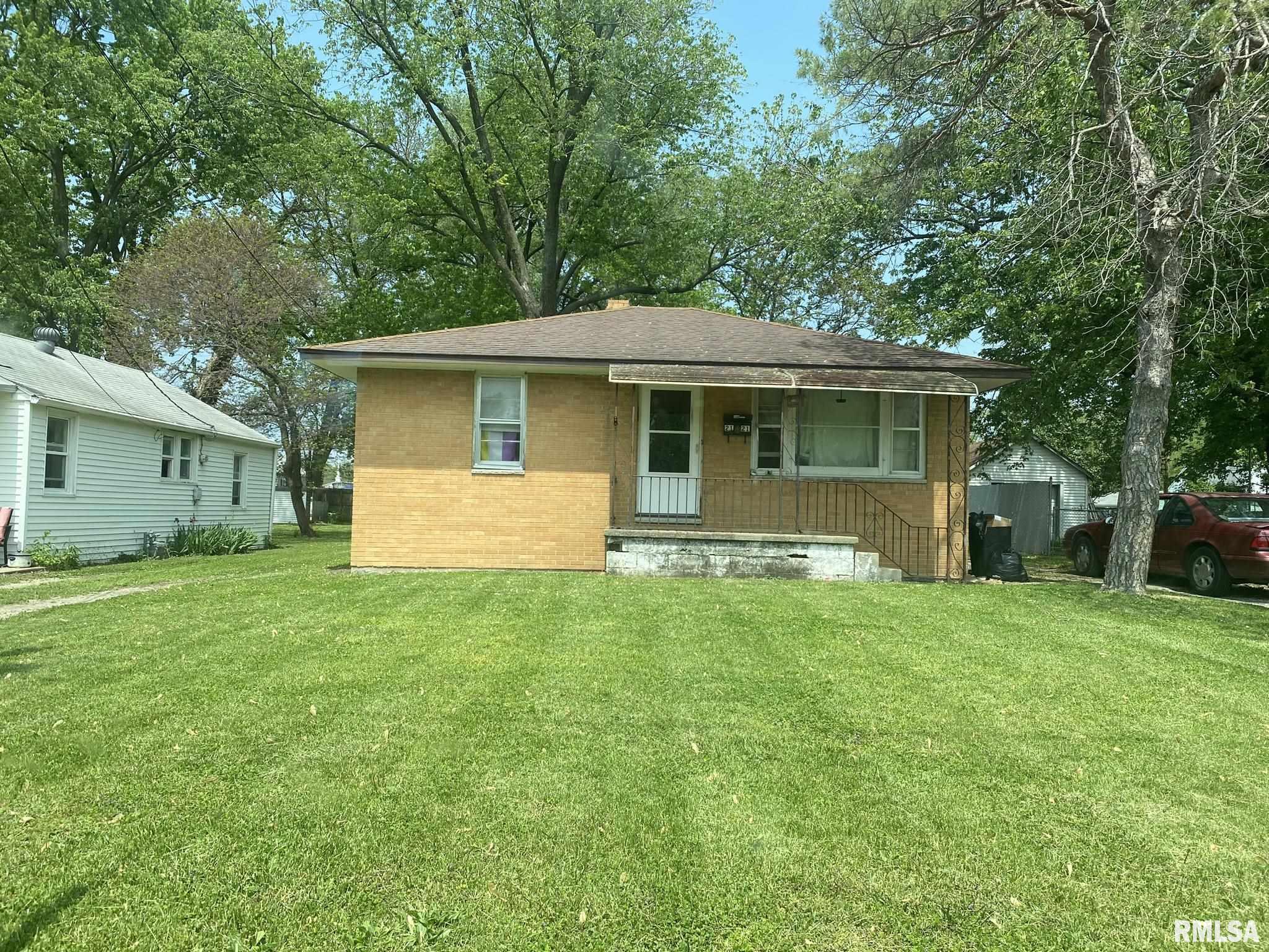 2121 East Enterprise Street Springfield, IL 62702 - Photo 1 of 27