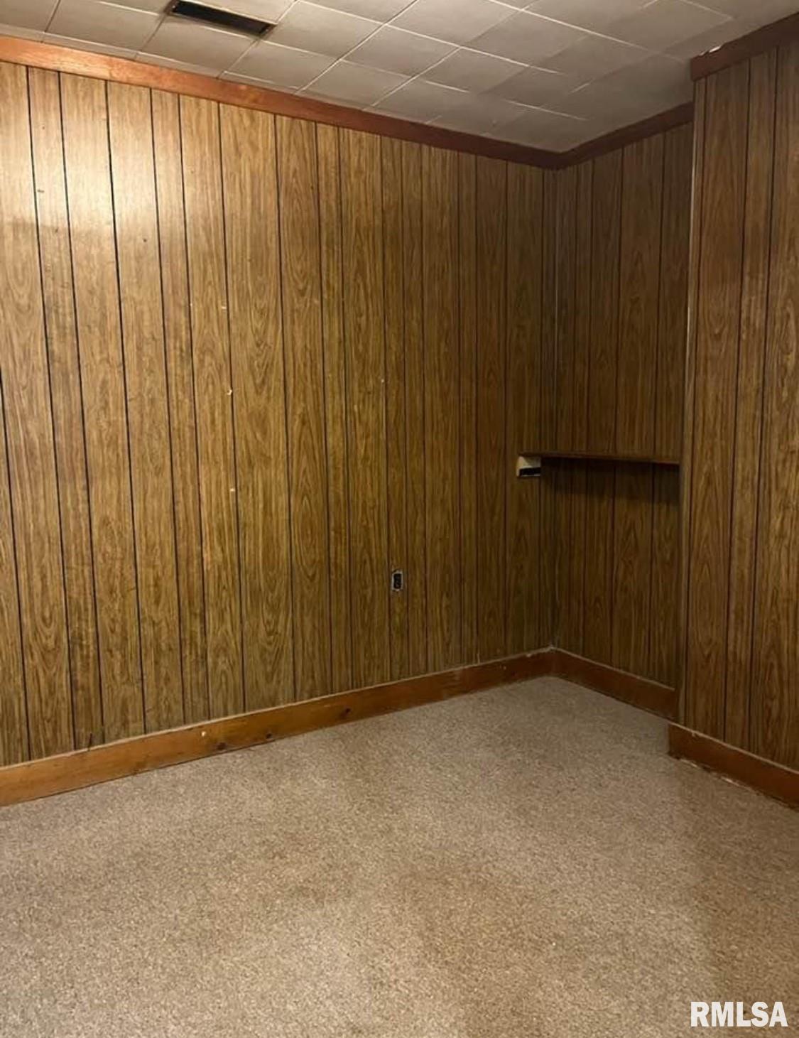 2121 East Enterprise Street Springfield, IL 62702 - Photo 26 of 27