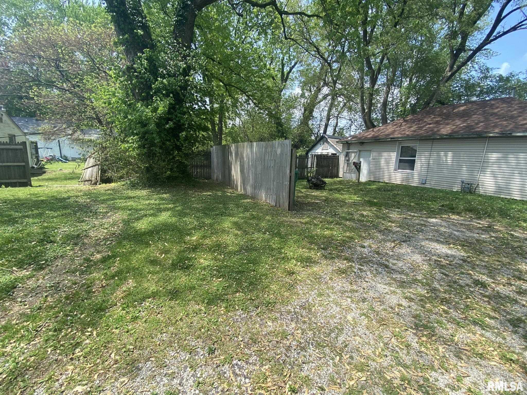 2121 East Enterprise Street Springfield, IL 62702 - Photo 27 of 27