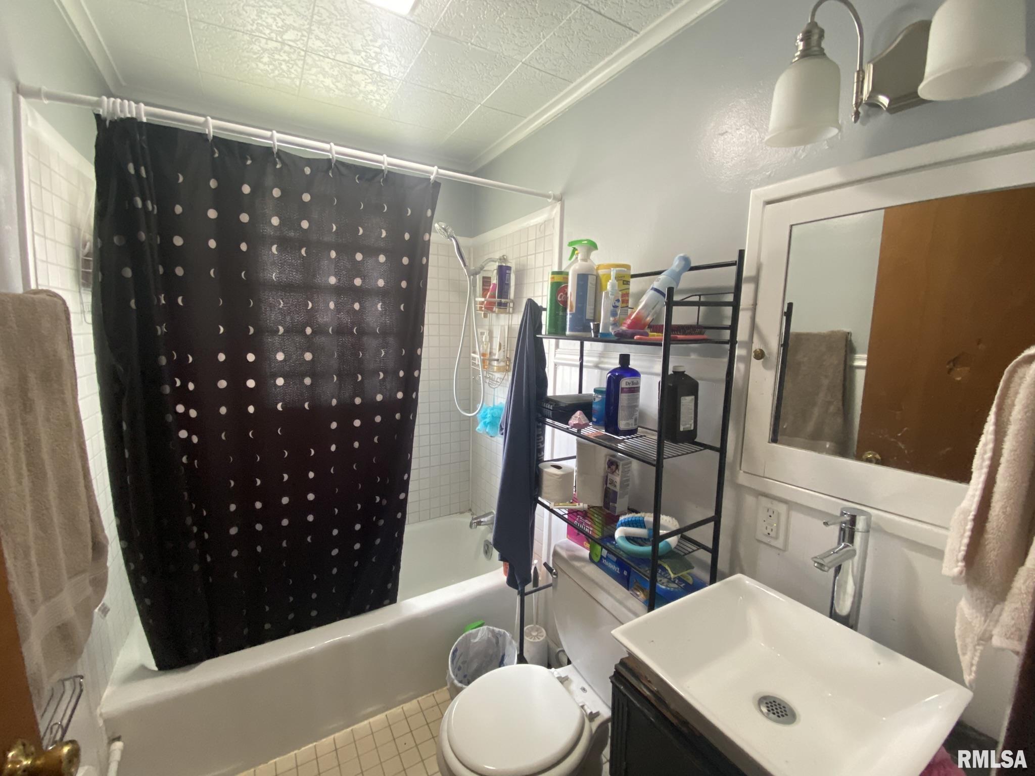 2121 East Enterprise Street Springfield, IL 62702 - Photo 4 of 27