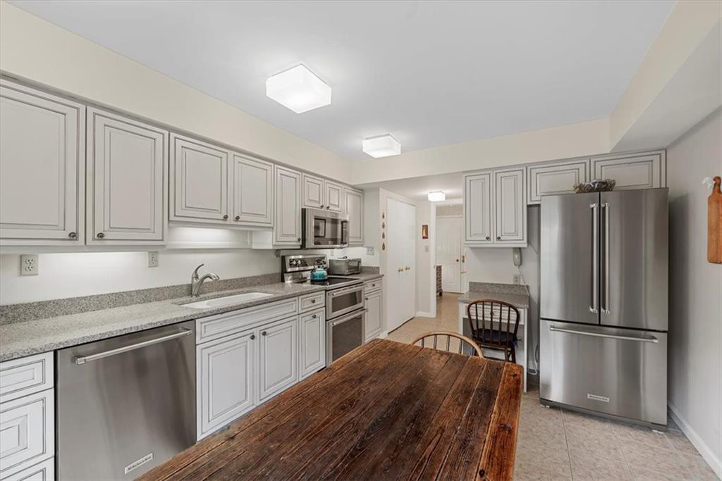 300 Fox Chapel Road, Unit 612 Pittsburgh, PA 15238 - Photo 10 of 39 Gallery Image 10