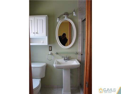 796 New Dover Road Edison, NJ 08820 - Photo 7 of 12 Gallery Image 7