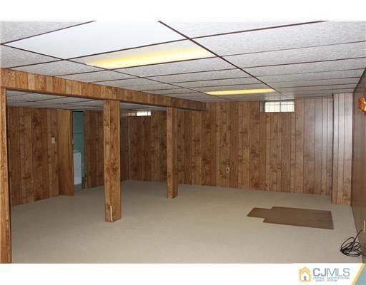796 New Dover Road Edison, NJ 08820 - Photo 10 of 12 Gallery Image 10