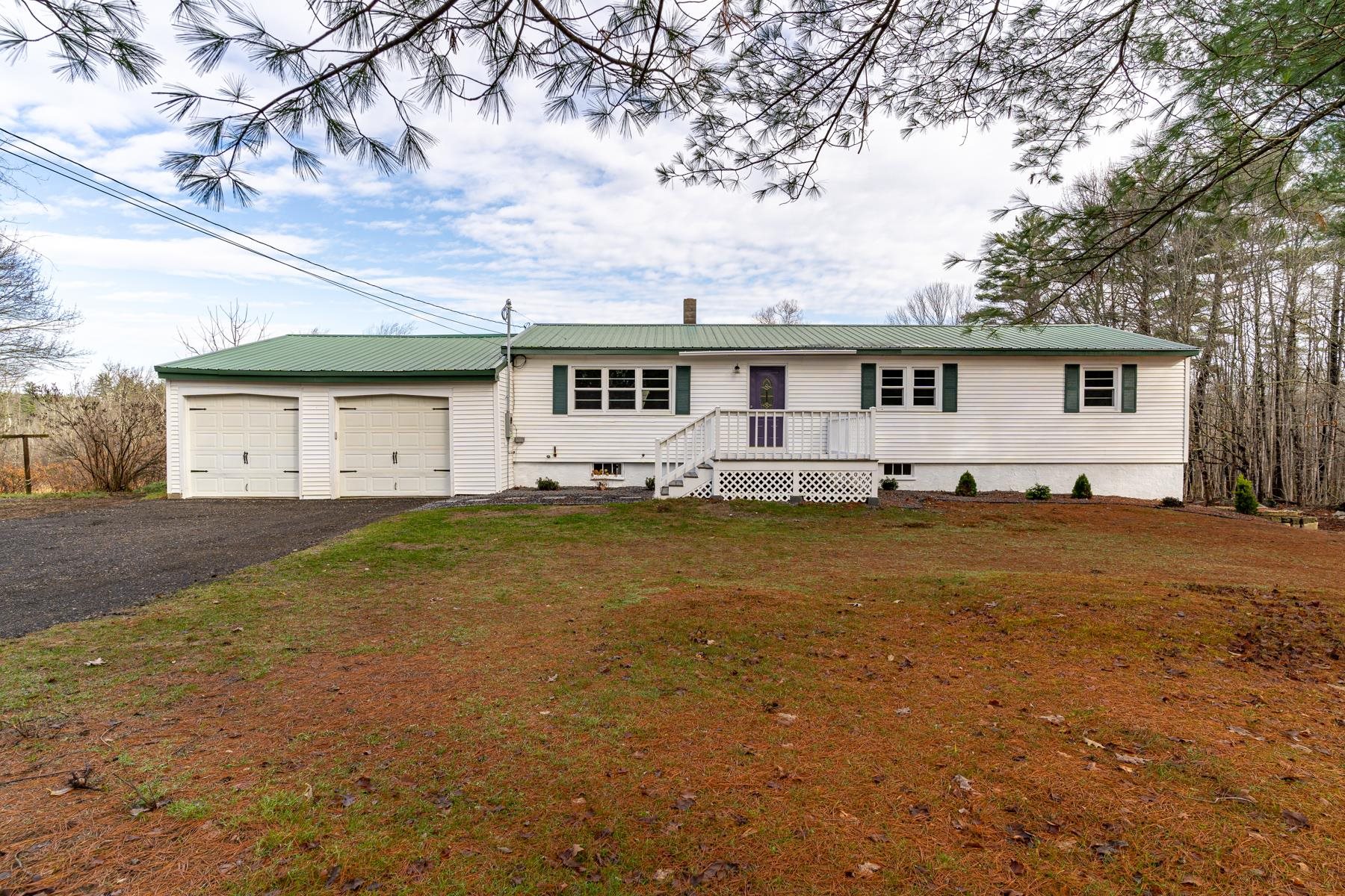 128 Ash Swamp Road Newmarket, NH 03857 - Photo 2 of 35