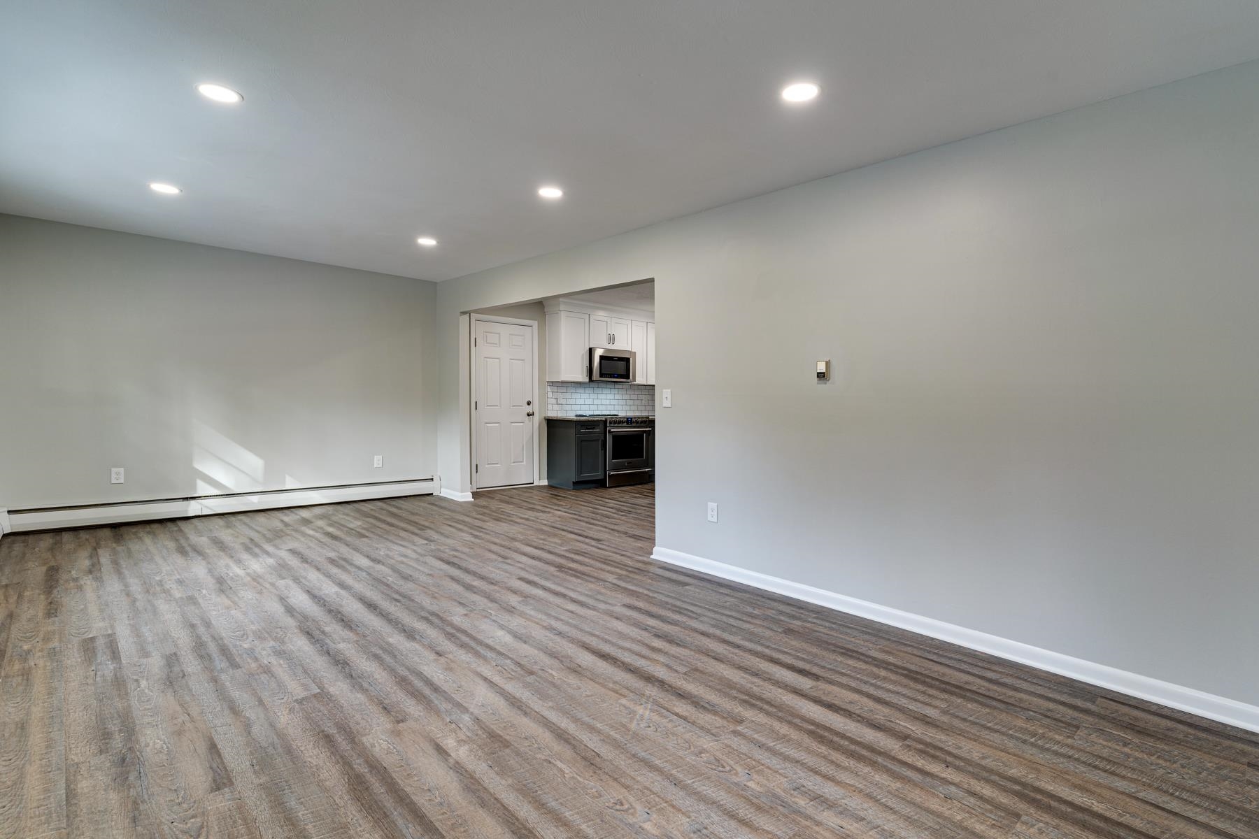 128 Ash Swamp Road Newmarket, NH 03857 - Photo 8 of 35