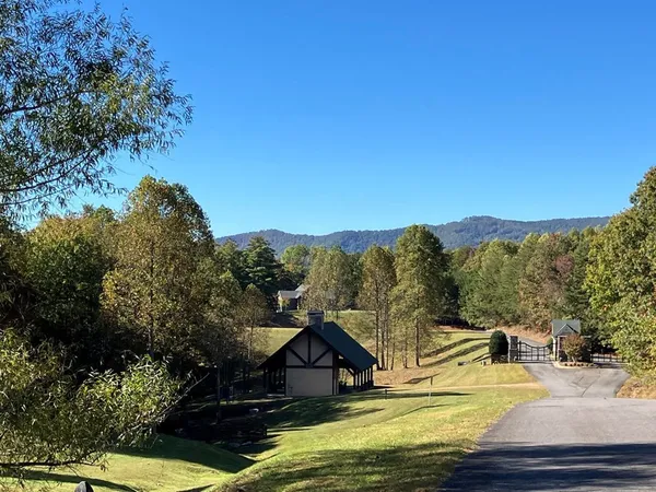 $47,900 | 28-29 Sanctuary Drive, Murphy, NC 28906