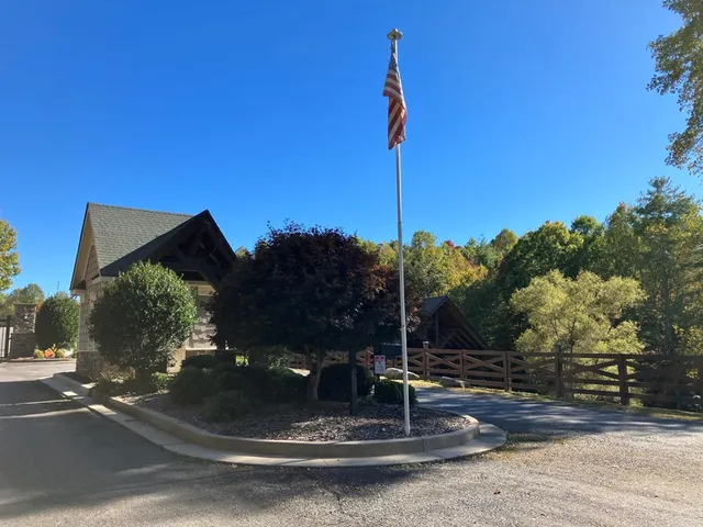 $47,900 | 28-29 Sanctuary Drive, Murphy, NC 28906