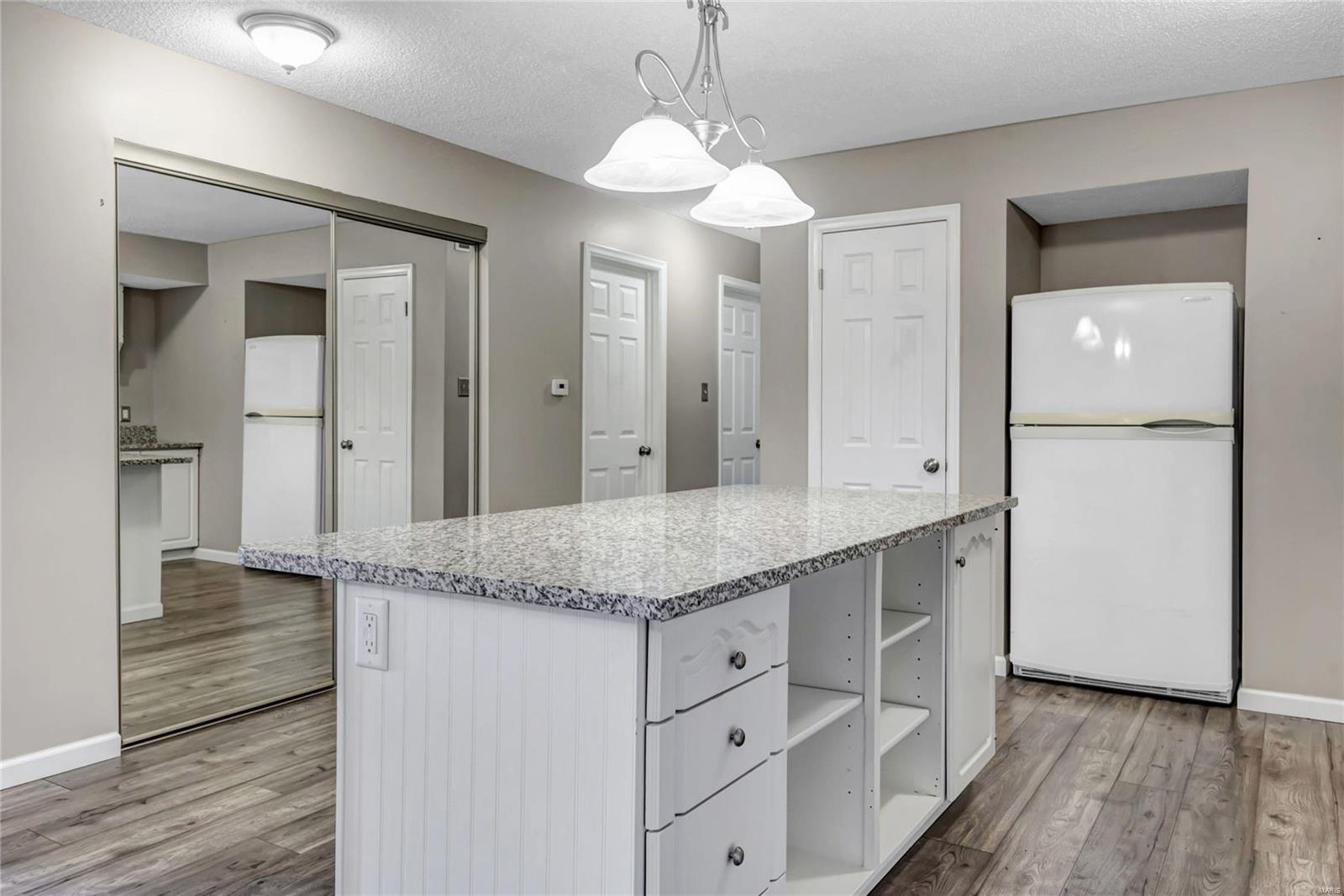15017 Baxter Village Drive, Unit A Chesterfield, MO 63017 - Photo 7 of 16