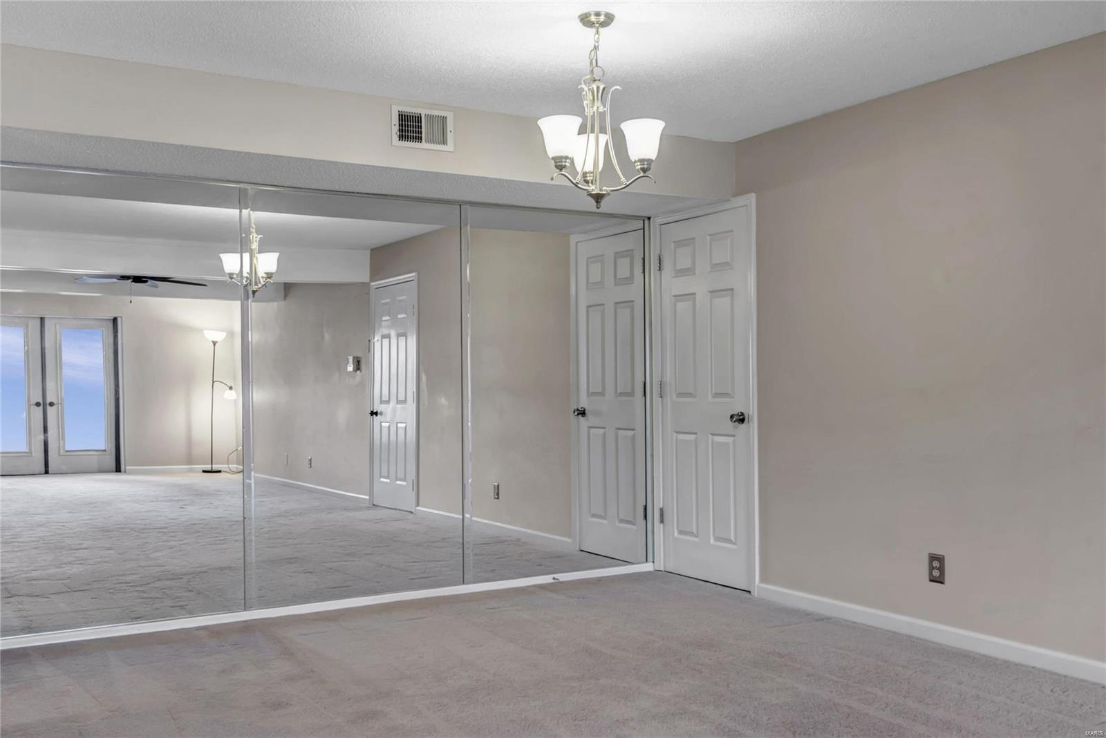 15017 Baxter Village Drive, Unit A Chesterfield, MO 63017 - Photo 10 of 16
