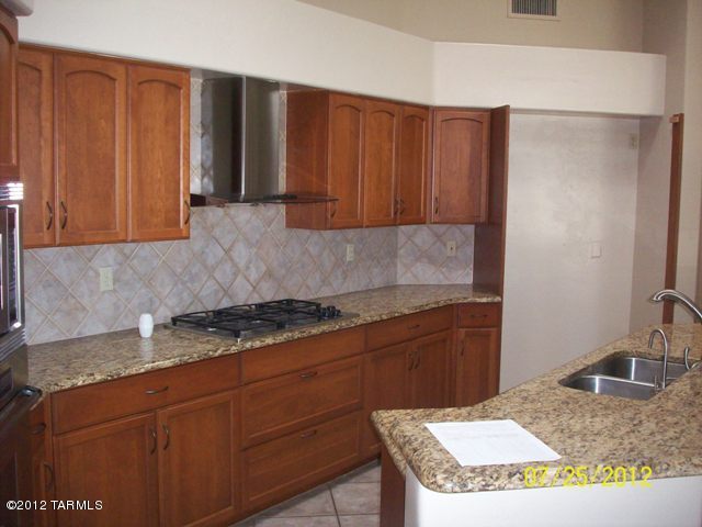 950 West Silver Spring Place Tucson, AZ 85755 - Photo 13 of 29