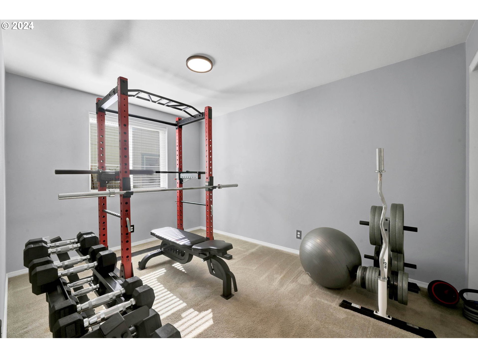 3294 Pinyon Street Springfield, OR 97478 - Photo 18 of 29 a room with gym equipment