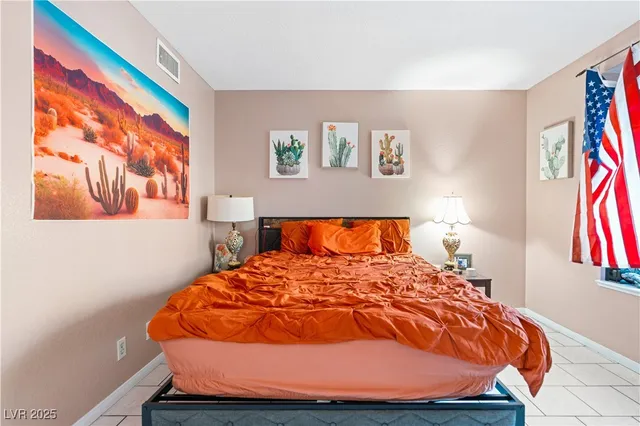 $329,900 | 2446 Pickwick Drive, Henderson, NV 89014