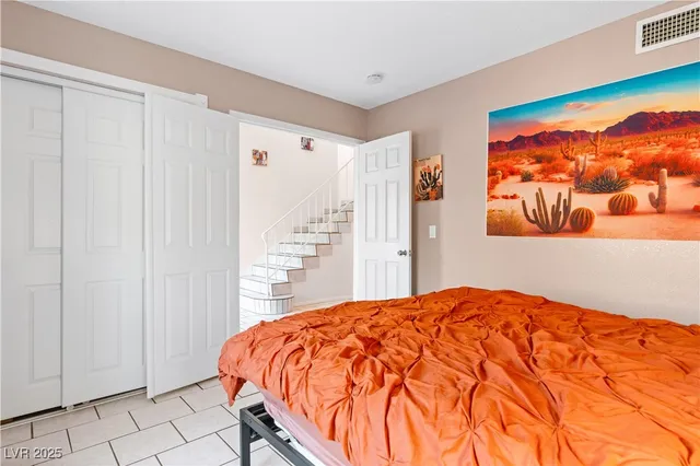 $329,900 | 2446 Pickwick Drive, Henderson, NV 89014