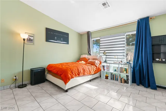 $329,900 | 2446 Pickwick Drive, Henderson, NV 89014