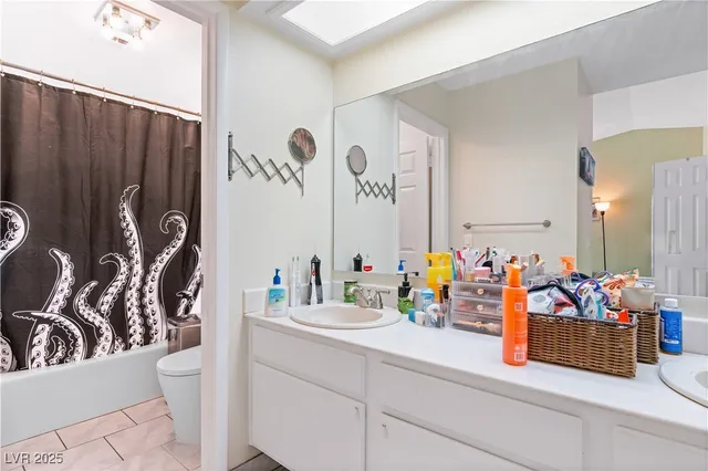 $329,900 | 2446 Pickwick Drive, Henderson, NV 89014