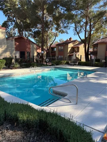 $329,900 | 2446 Pickwick Drive, Henderson, NV 89014