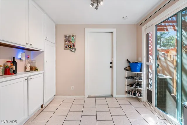 $329,900 | 2446 Pickwick Drive, Henderson, NV 89014