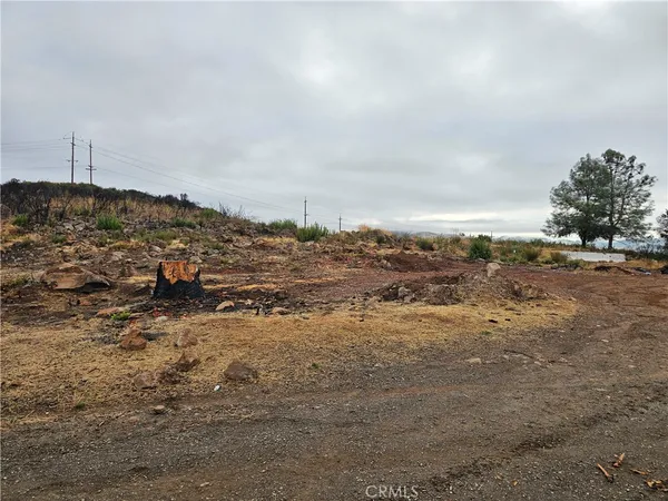 $12,000 | 16126 8th Avenue, Clearlake, CA 95422