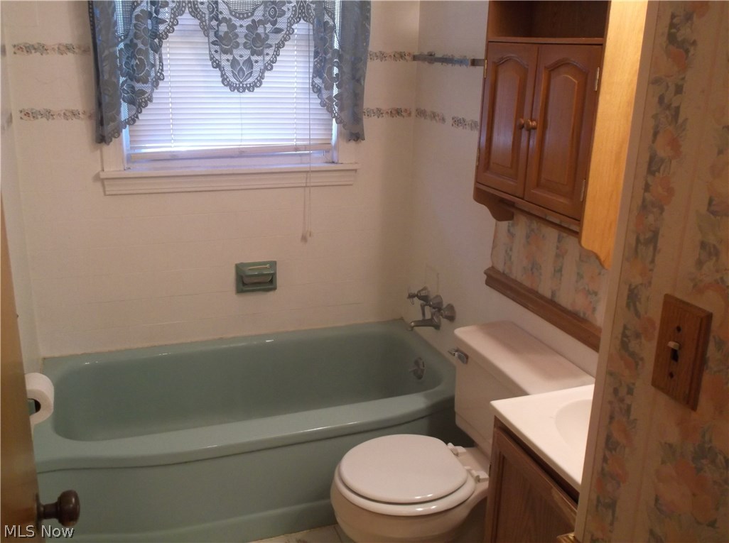 3017 South Meridian Road Youngstown, OH 44511 - Photo 7 of 15 Gallery Image 7