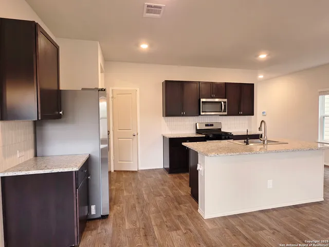 $2,195 | 4827 Nueces Path, San Antonio, TX 78253