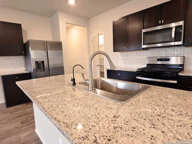 $2,195 | 4827 Nueces Path, San Antonio, TX 78253