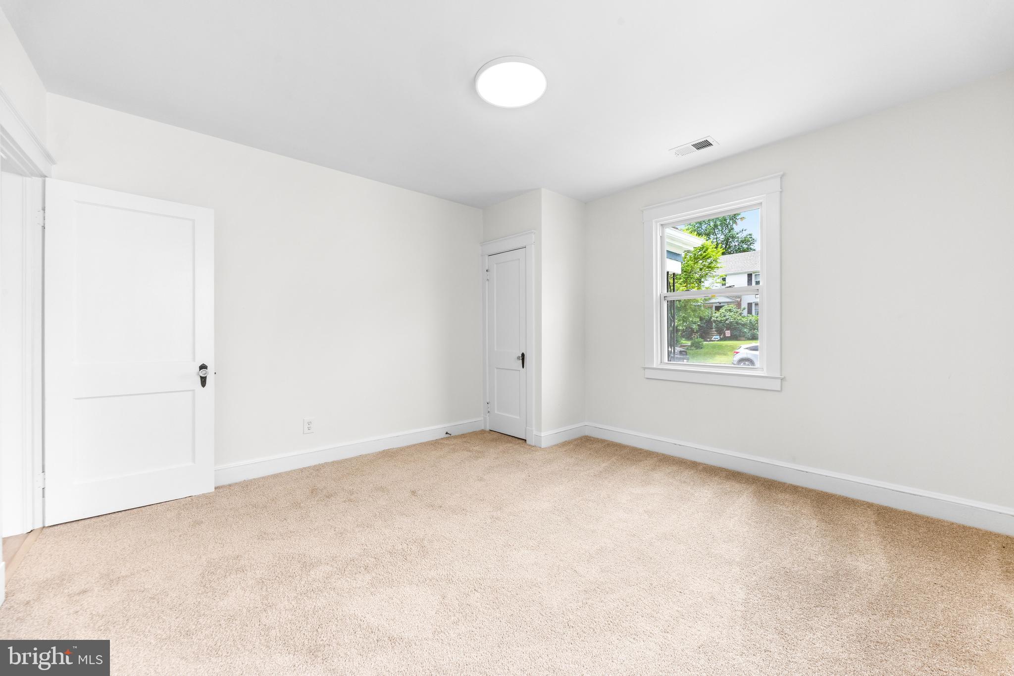 5559 Ashbourne Road Baltimore, MD 21227 - Photo 17 of 31