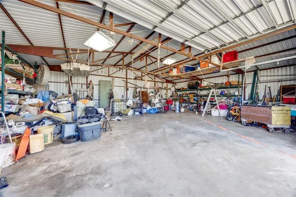 $349,000 | 172 Mohawk Drive, Gordonville, TX 76245