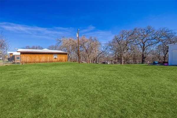 $349,000 | 172 Mohawk Drive, Gordonville, TX 76245