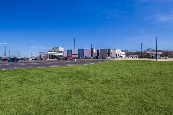 $349,000 | 172 Mohawk Drive, Gordonville, TX 76245