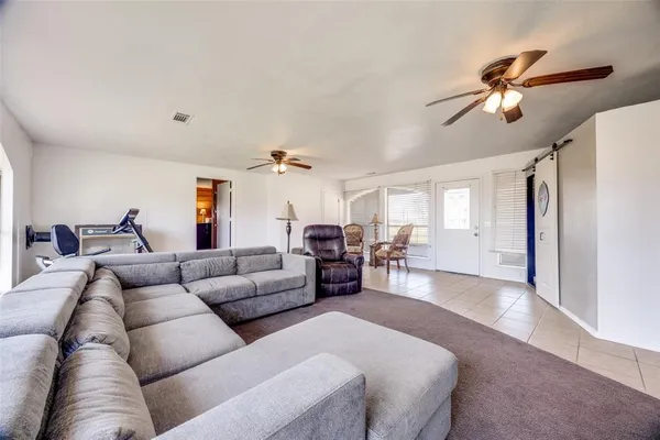 $349,000 | 172 Mohawk Drive, Gordonville, TX 76245